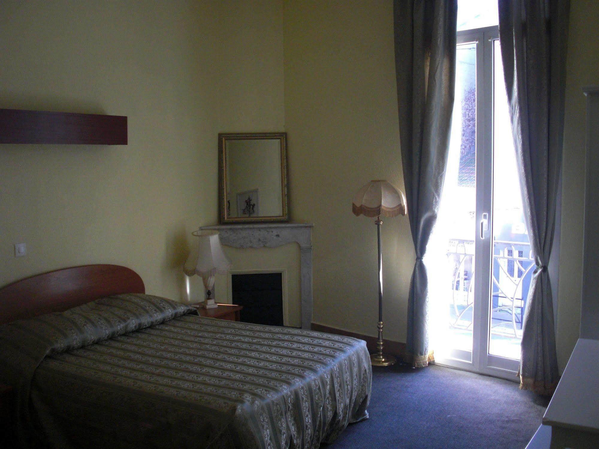 Hotel Neptune Канни Екстер'єр фото